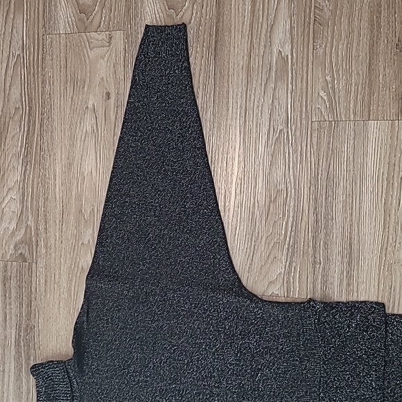 Turtleneck Ribbed Tunic - Picture 3 of 4